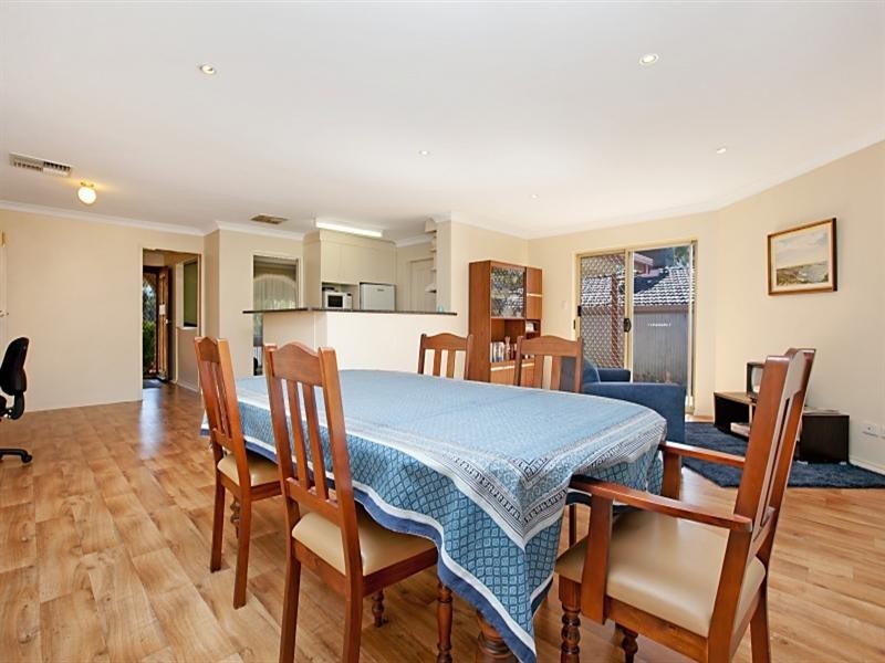 37 Gollop Crescent, Redwood Park SA 5097
