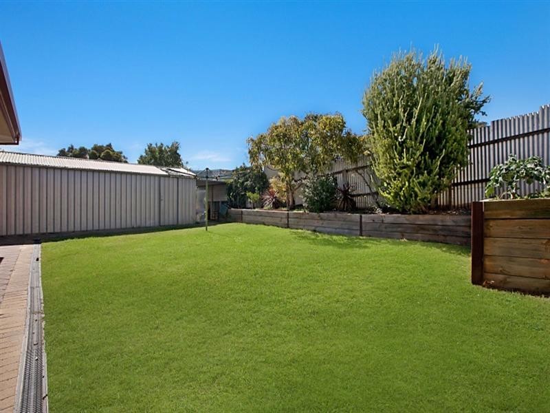 37 Gollop Crescent, Redwood Park SA 5097