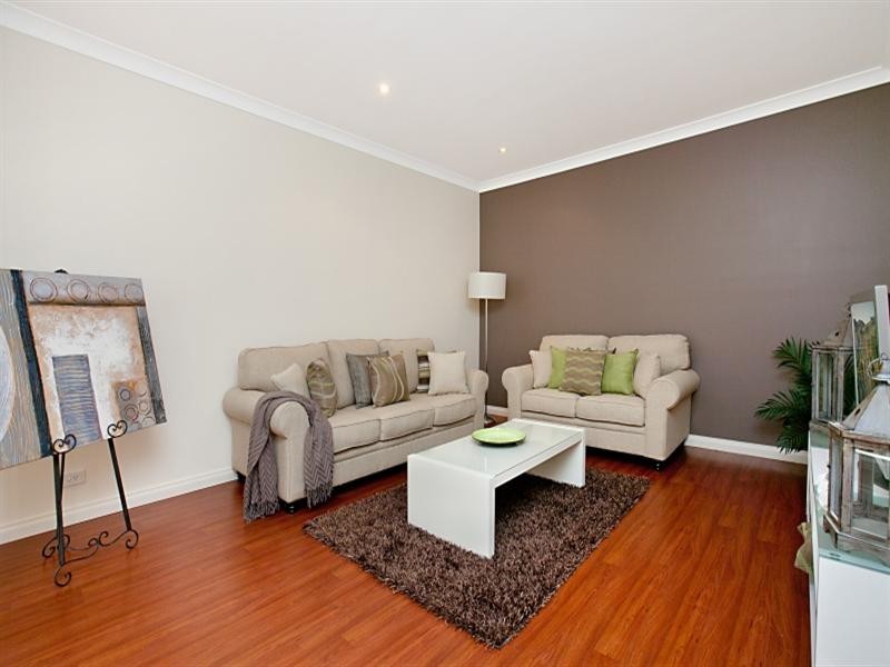 25 Chatswood Grove, Golden Grove SA 5125