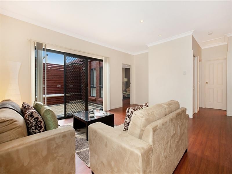 25 Chatswood Grove, Golden Grove SA 5125