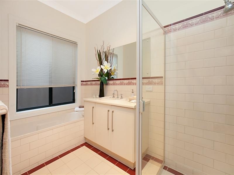 25 Chatswood Grove, Golden Grove SA 5125