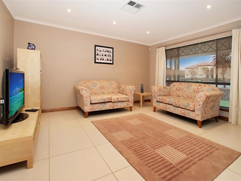 3 Niedpath Street, Walkley Heights SA 5098