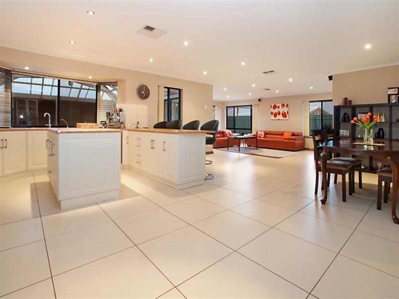 3 Niedpath Street, Walkley Heights SA 5098