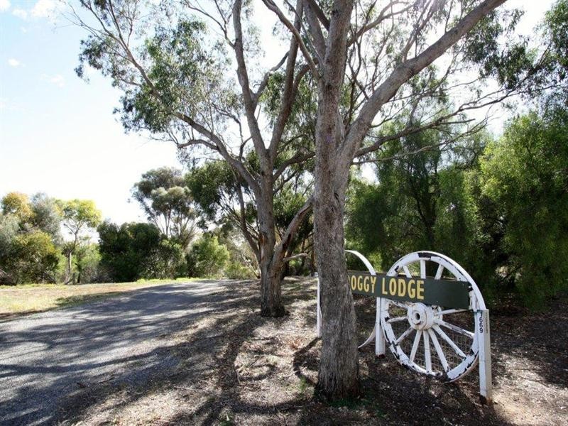 1669-1679 Golden Grove Road, Greenwith SA 5125