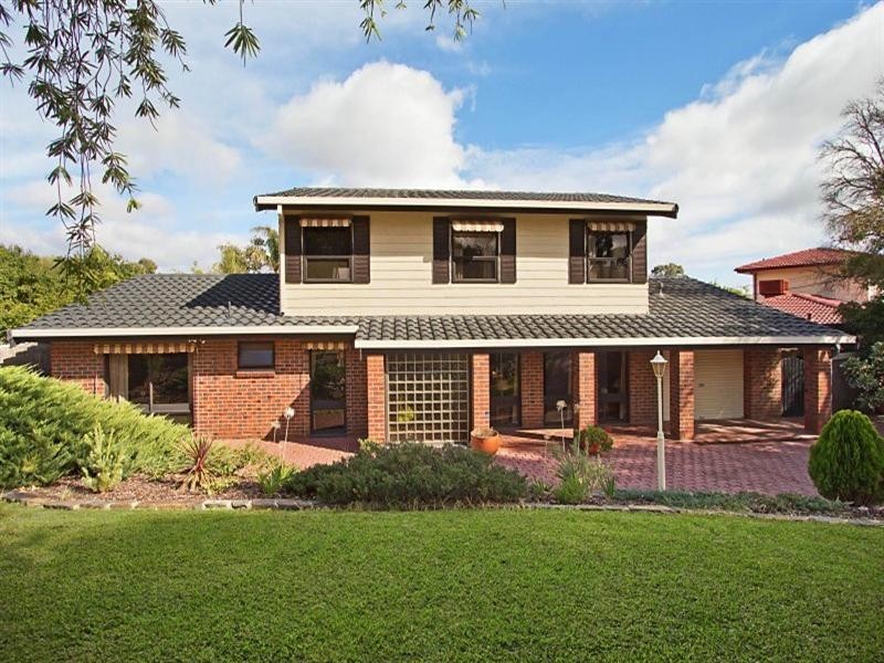 9 Snead Crescent, Fairview Park SA 5126