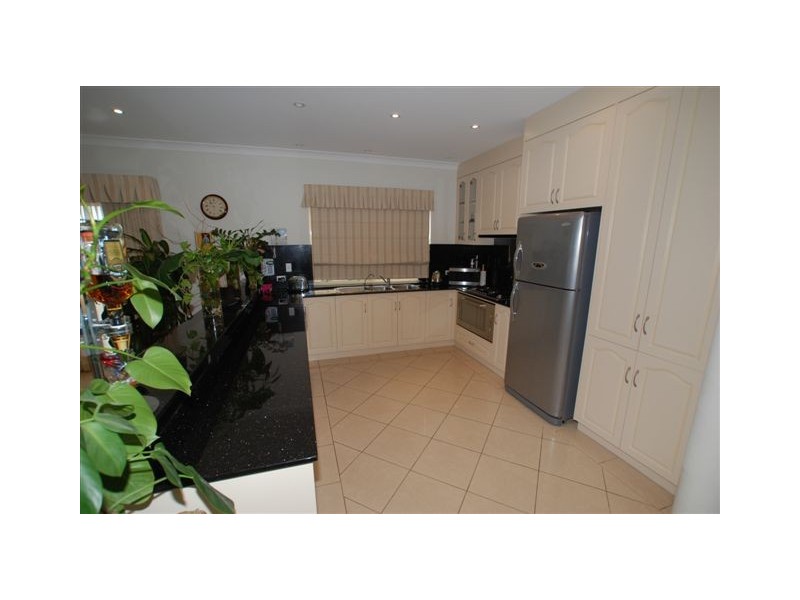 29 Linear Crescent, Walkley Heights SA 5098