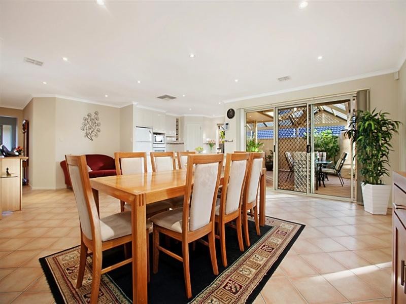 26 Sunset Circuit, Walkley Heights SA 5098