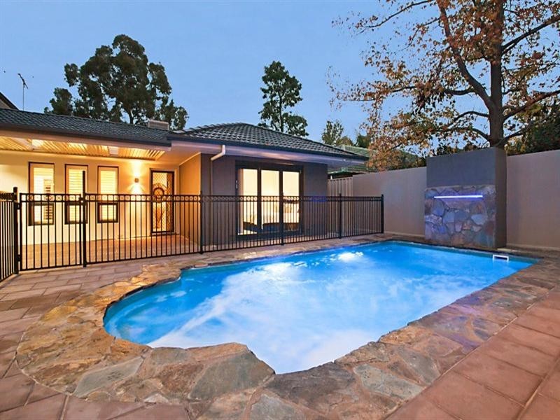 4 Hobart Crescent, Banksia Park SA 5091