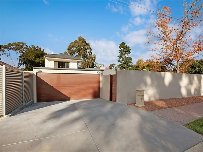 4 Hobart Crescent, Banksia Park SA 5091