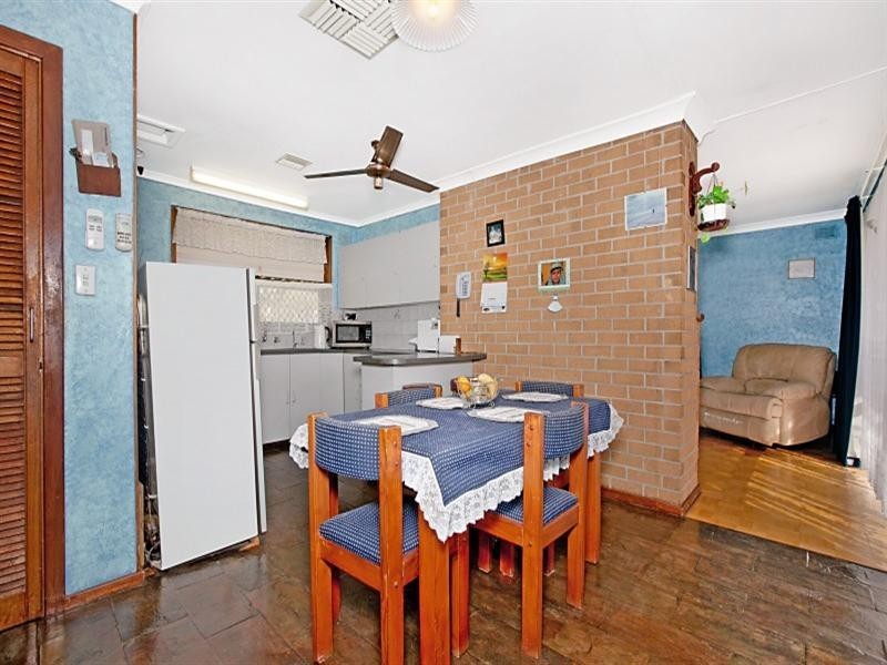 11 Carnarvon Avenue, Redwood Park SA 5097