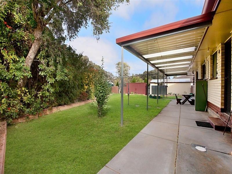 11 Carnarvon Avenue, Redwood Park SA 5097