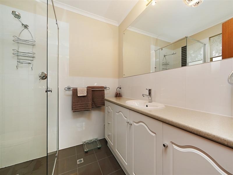 5 Mildren Court, Greenwith SA 5125