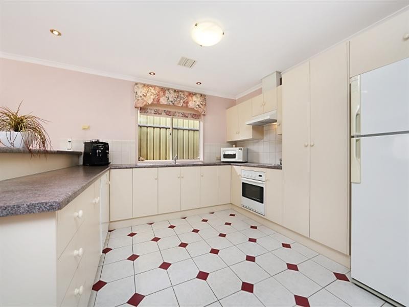 10 Candlebark Grove, Greenwith SA 5125