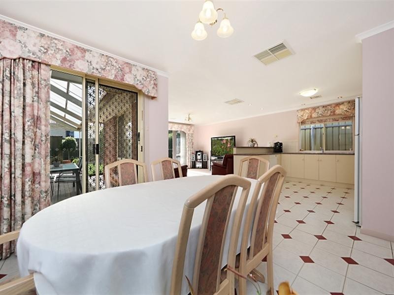 10 Candlebark Grove, Greenwith SA 5125