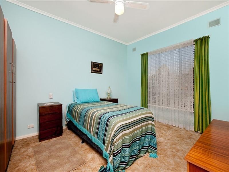 37 Rialto Avenue, Para Hills SA 5096