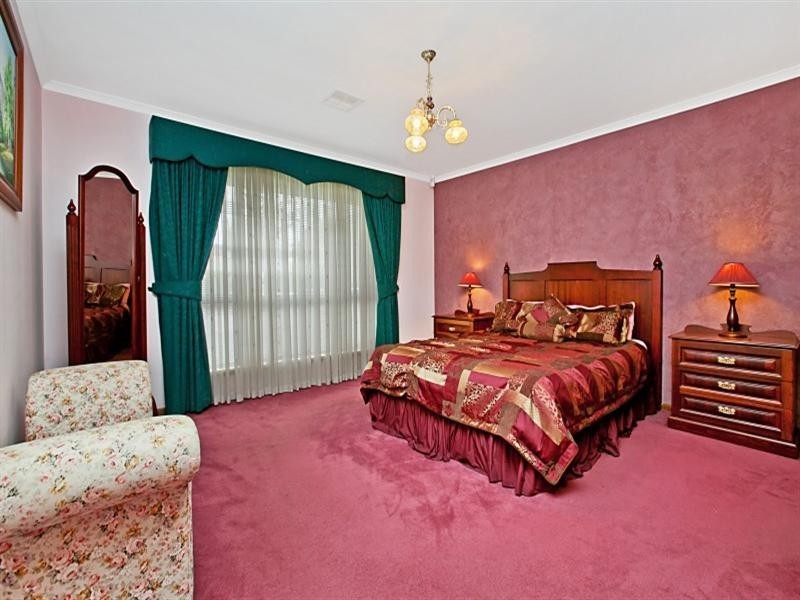 303 Grenfell Road, Redwood Park SA 5097