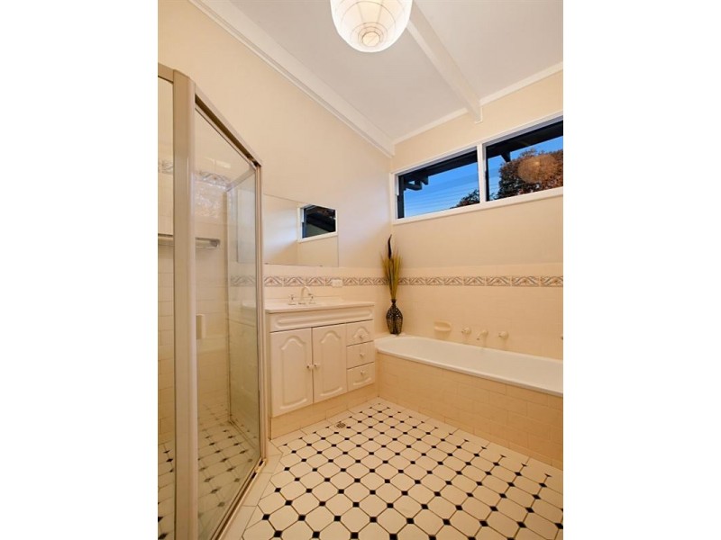 20 Katarama Road, Fairview Park SA 5126