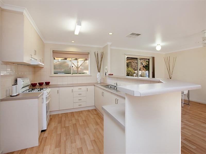 25 Kirkby Circuit, Greenacres SA 5086