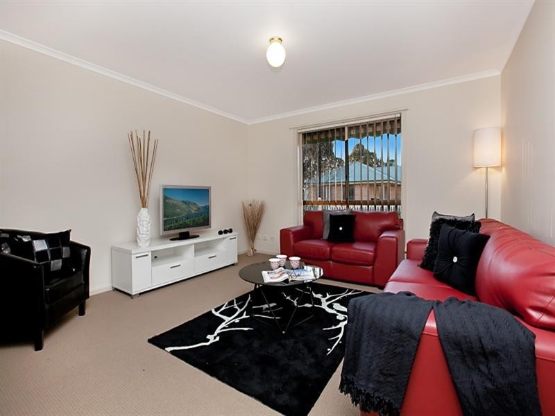 25 Kirkby Circuit, Greenacres SA 5086