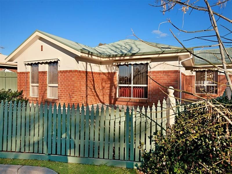 25 Kirkby Circuit, Greenacres SA 5086