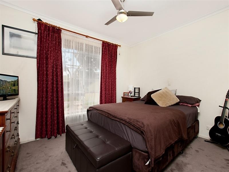 10 Dash Avenue, Burton SA 5110