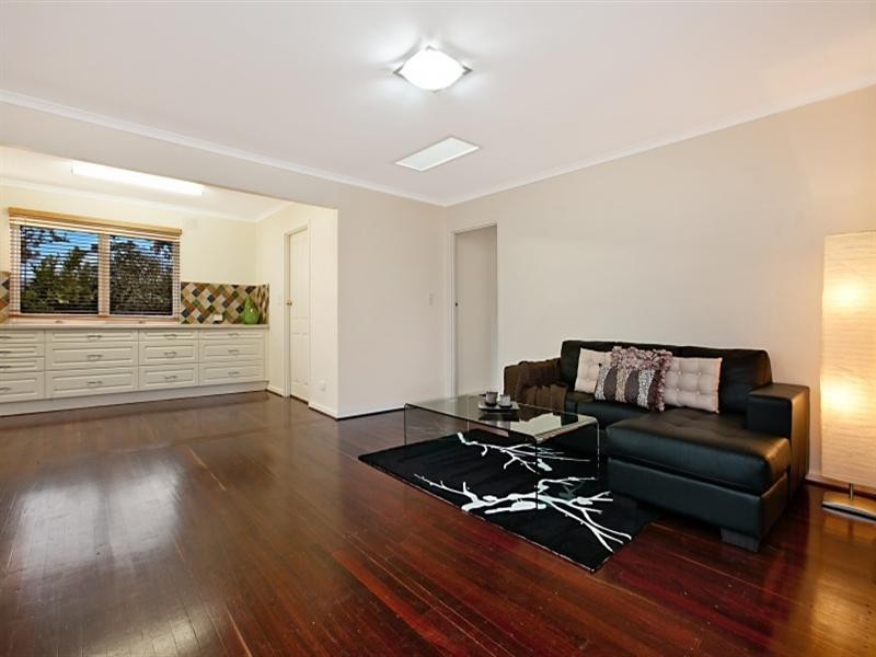 4 Brown Crescent, St Agnes SA 5097