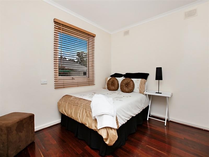 4 Brown Crescent, St Agnes SA 5097