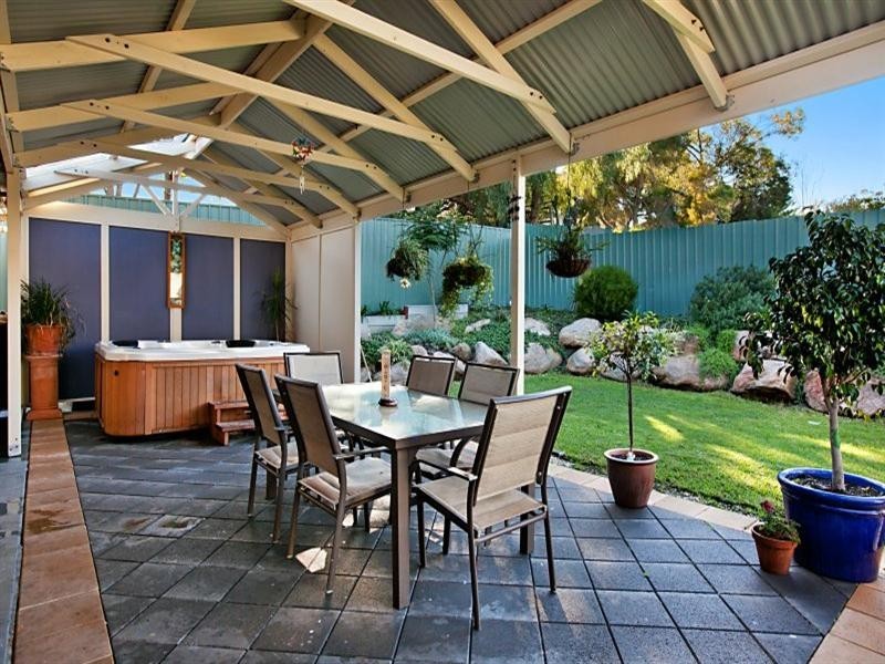 43 Valley Road, Highbury SA 5089