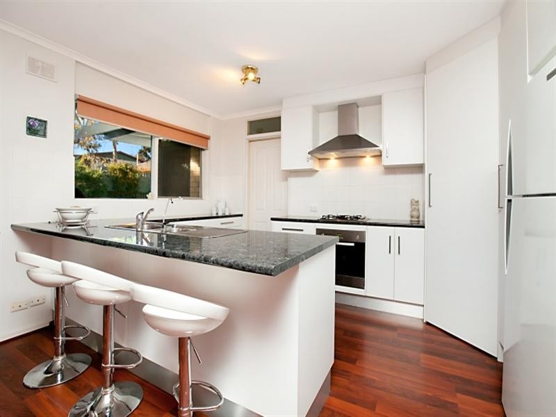 43 Valley Road, Highbury SA 5089