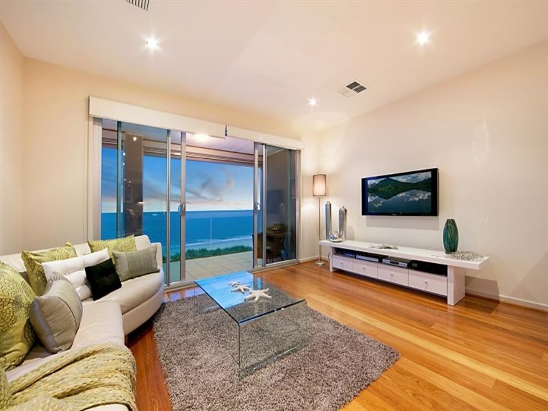 3/117 Esplanade, Henley Beach South SA 5022