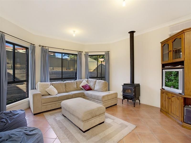 11 Robert Rankine Road, Williamstown SA 5351