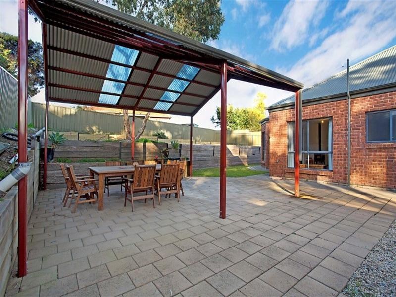 11 Robert Rankine Road, Williamstown SA 5351