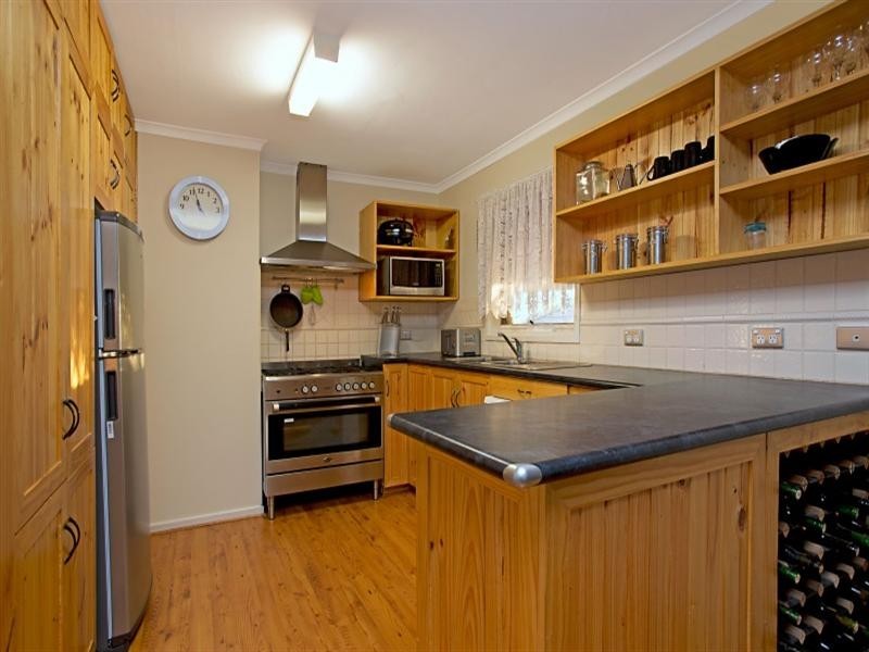 8 Burri Street, Ingle Farm SA 5098