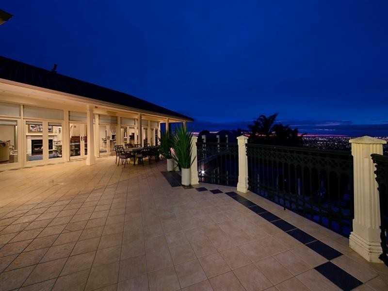 29 Woodland Way, Teringie SA 5072