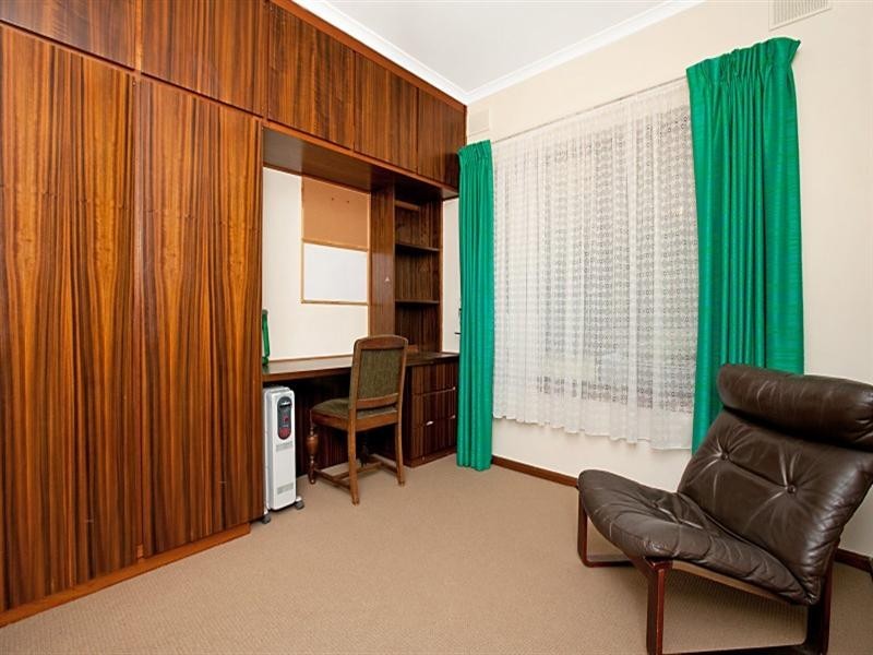 94-96 Brougham Drive, Valley View SA 5093