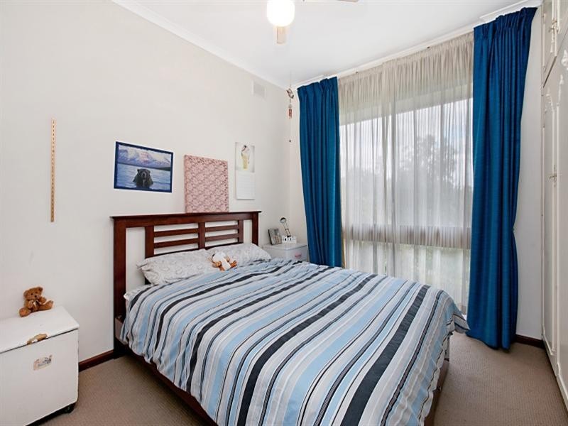 94-96 Brougham Drive, Valley View SA 5093