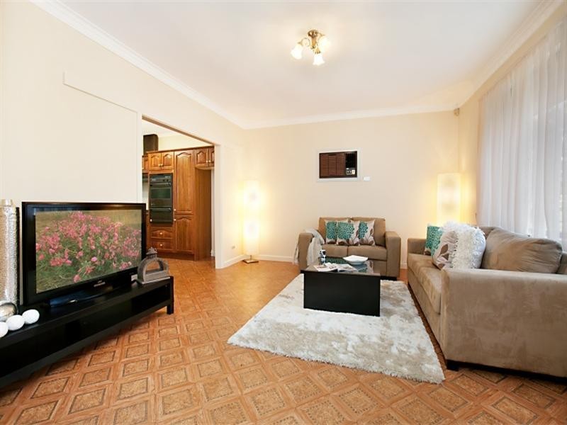 5 Lumsden Avenue, Ridgehaven SA 5097