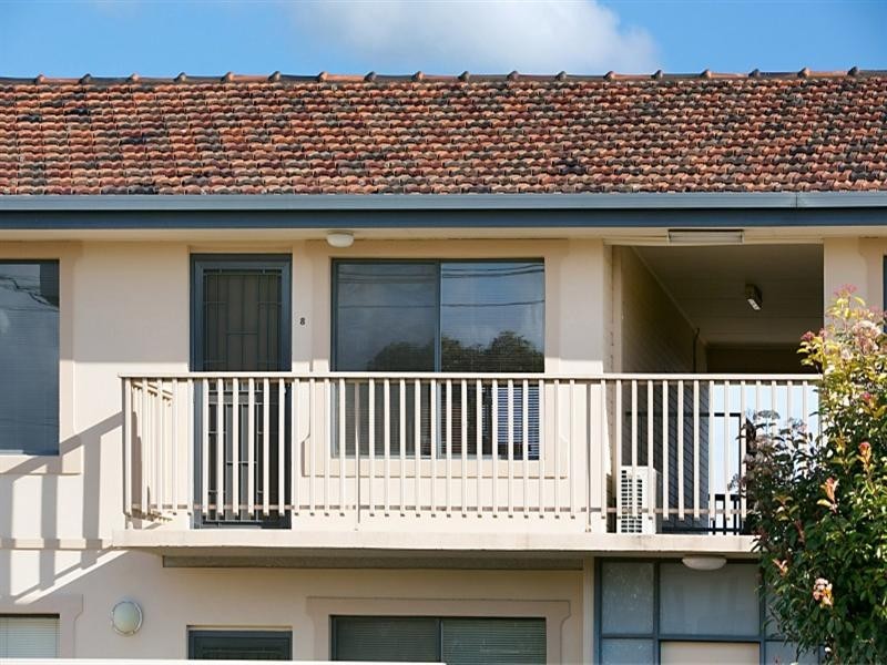 8/2A Church Road, Campbelltown SA 5074