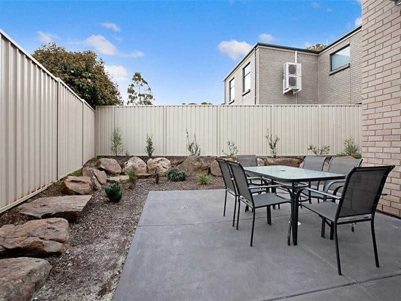 174 Brougham Drive, Valley View SA 5093