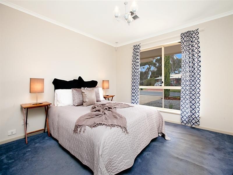 74 Liberator Drive, Paralowie SA 5108