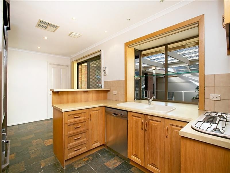 1 Citrine Street, Hope Valley SA 5090