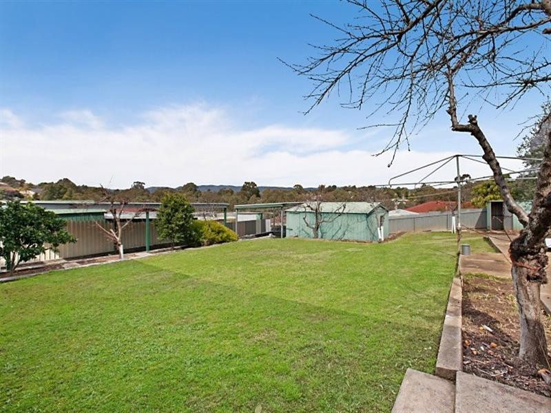 21 Kym Avenue, Valley View SA 5093