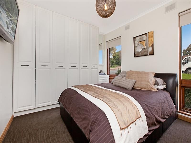 29 Gollop Crescent, Redwood Park SA 5097