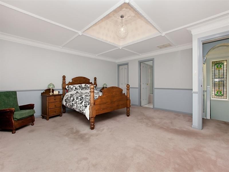 60 Toovis Avenue, St Agnes SA 5097