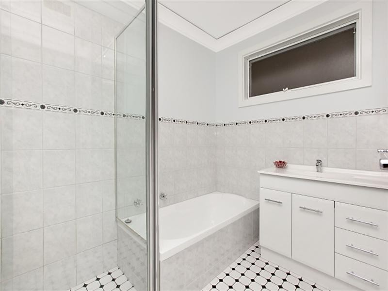 60 Toovis Avenue, St Agnes SA 5097