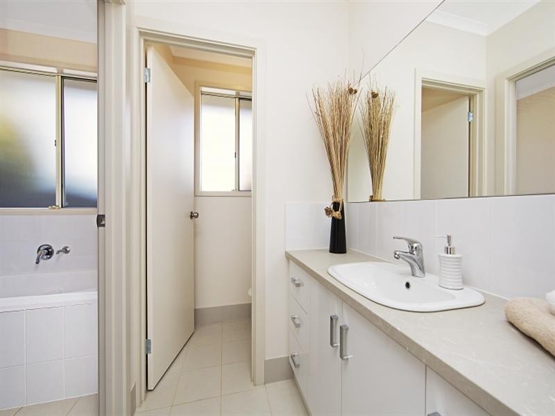 15a Kings Road, Salisbury Downs SA 5108