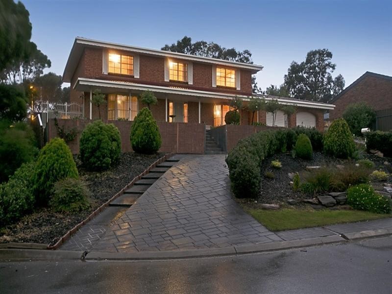 8 Maxwell Court, Wynn Vale SA 5127