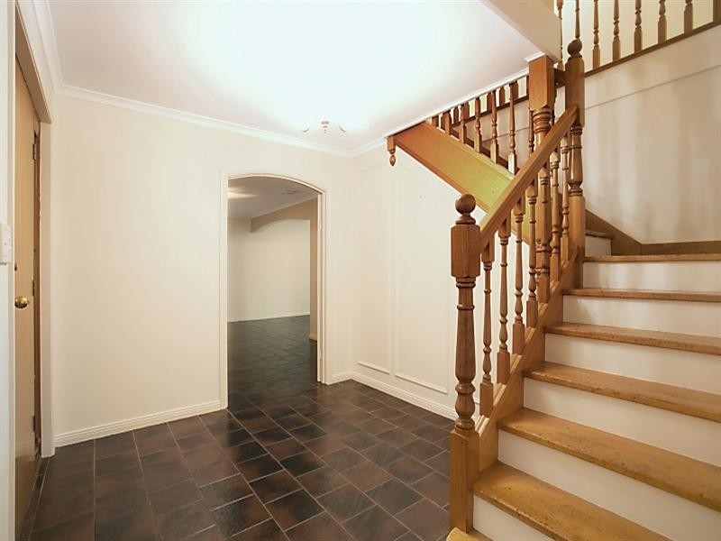 8 Maxwell Court, Wynn Vale SA 5127