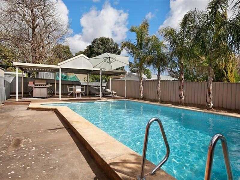 2/2 Almerta Street, Highbury SA 5089