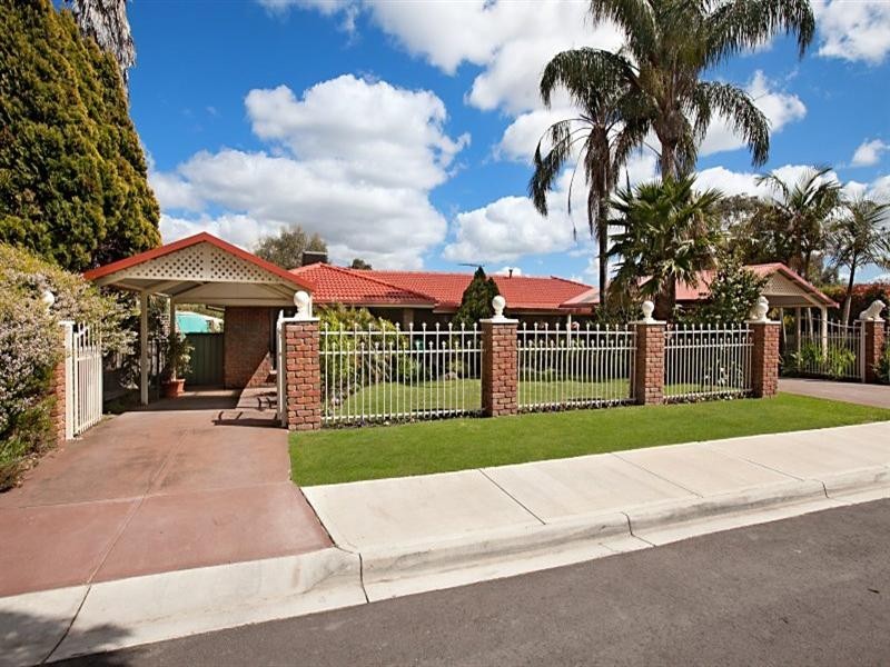 18 Whitlam Street, St Agnes SA 5097